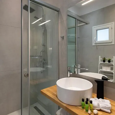 Onyx Apartment Gimari